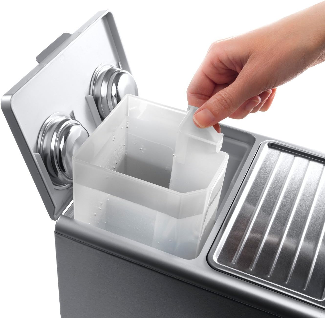 De'Longhi 15 Bar Pump Espresso Machine with Advanced Cappuccino System, Compact Stainless Steel Espresso Maker with Premium Milk Frother for Lattes, Single & Double Espresso, Tamper Included